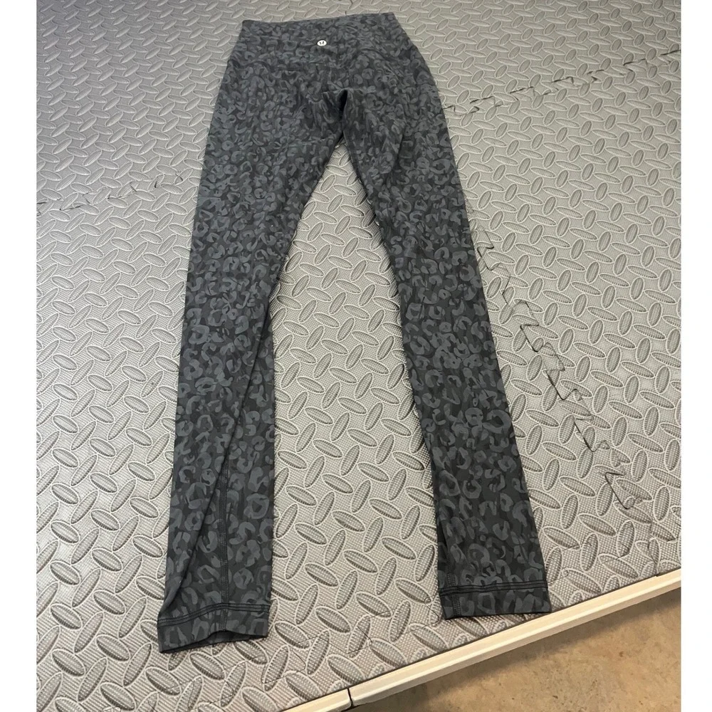 Lululemon Align Leggings 2 Black Gray Leopard Print High Rise 28 Inch Inseam